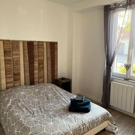 Appartement Centre De Guécélard المظهر الخارجي الصورة